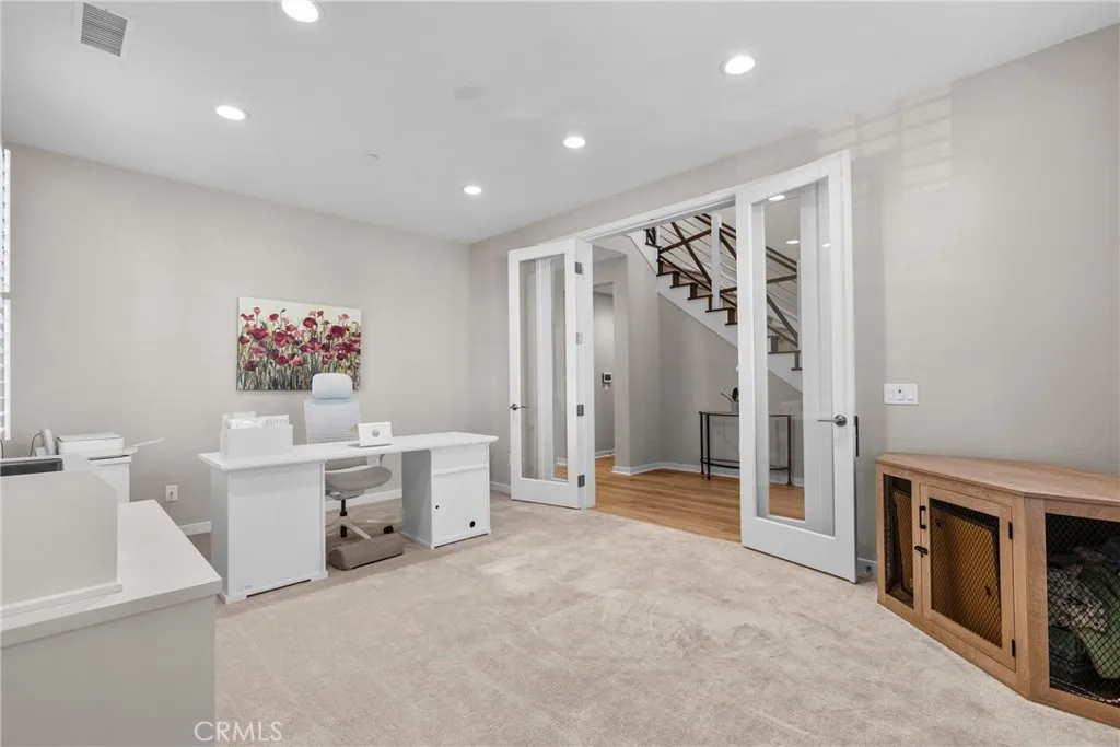 28332 Clarion, Canyon Country, California 91350 home-pic-15